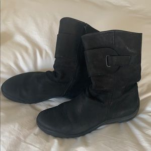 Arche booties